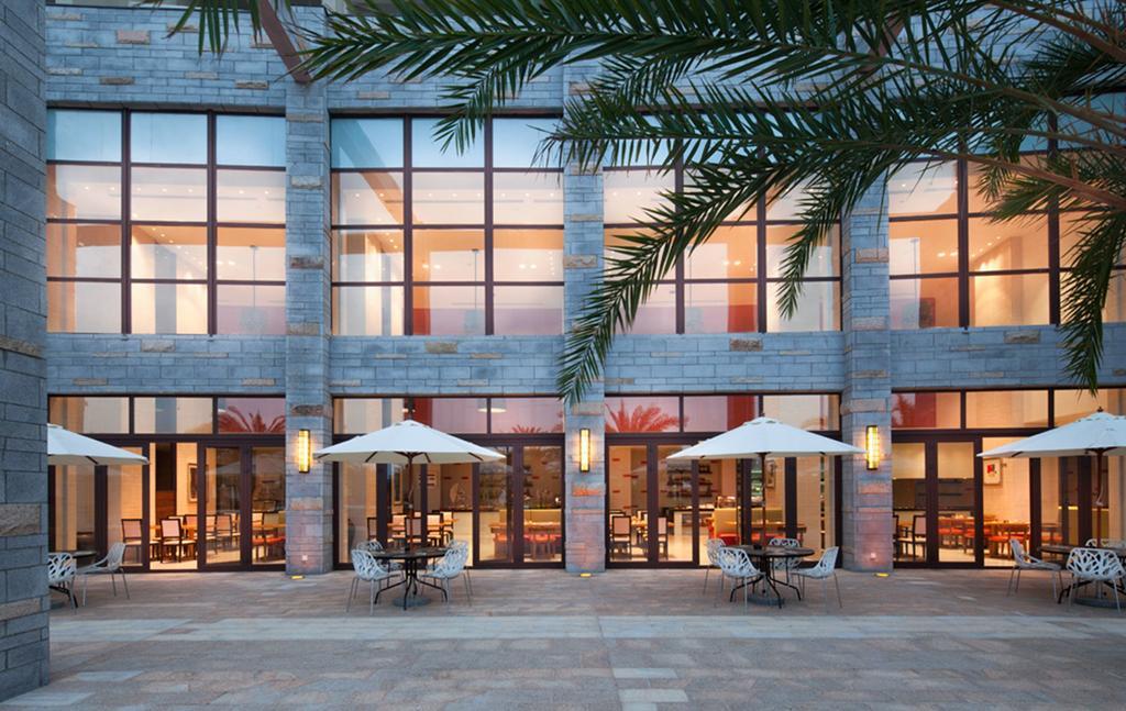 Aloha Oceanfront Suite Resort Lingshui  Exterior foto