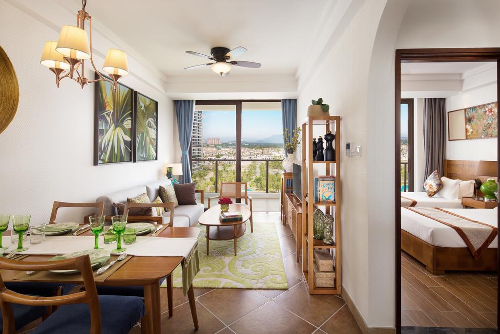 Aloha Oceanfront Suite Resort Lingshui  Exterior foto