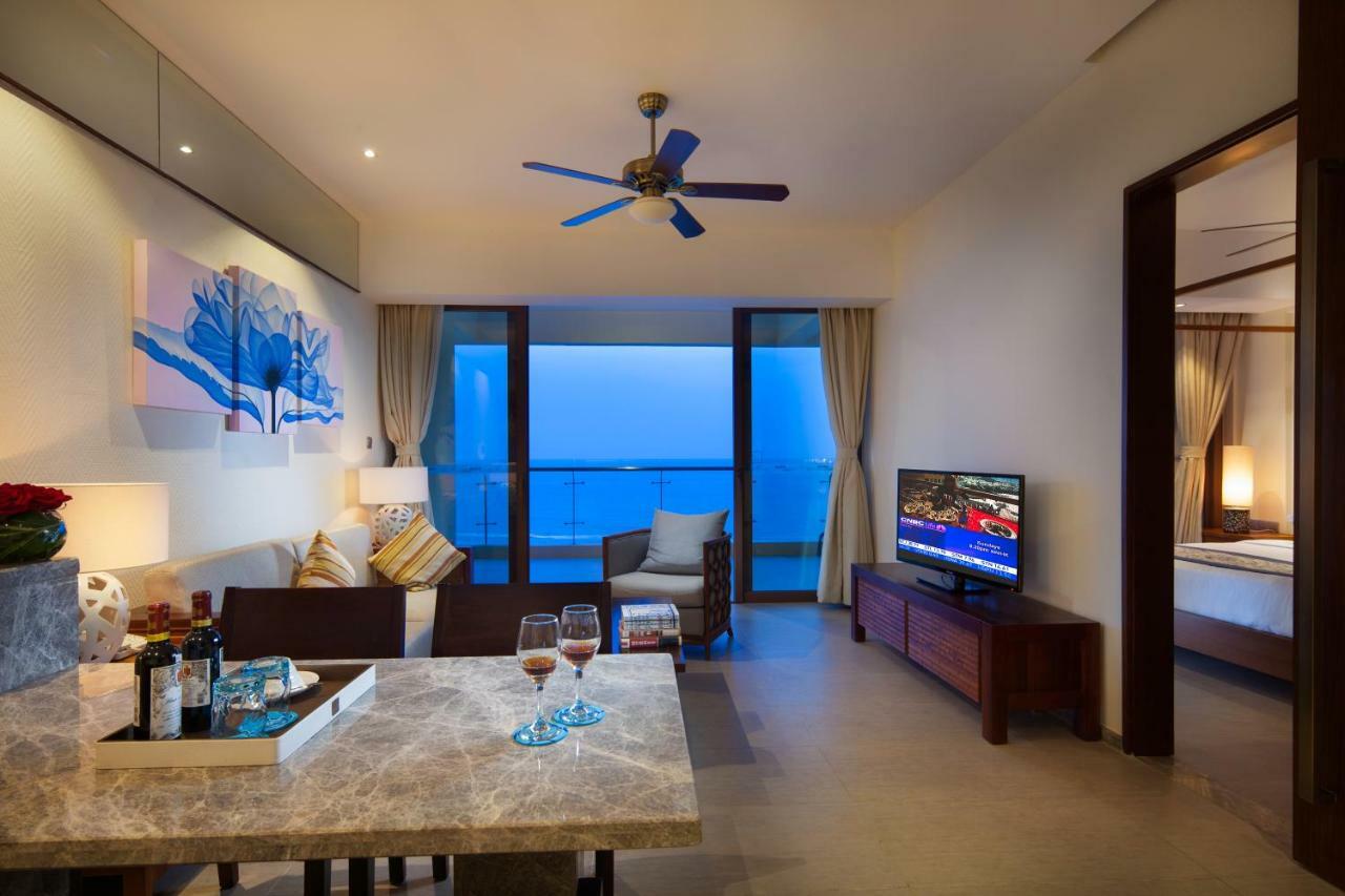 Aloha Oceanfront Suite Resort Lingshui  Exterior foto